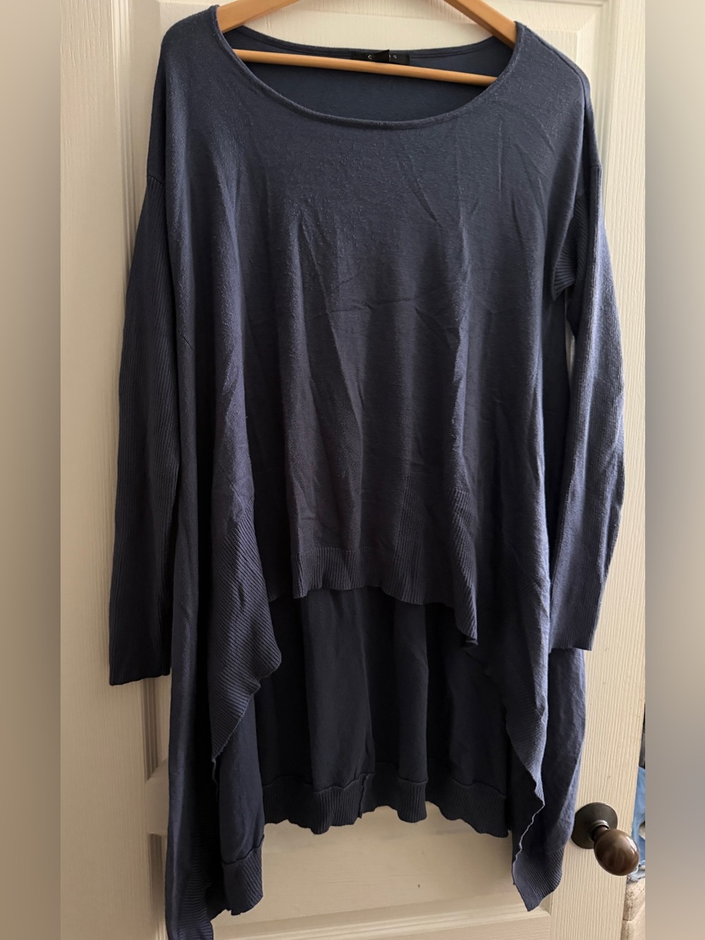 Cyrus Navy Blue Asymmetrical High Low Oversized Sweater M